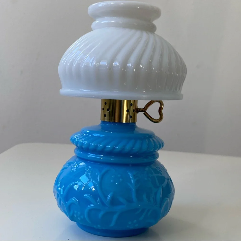 Vintage AVON Blue & White Milk Glass Courting Lamp